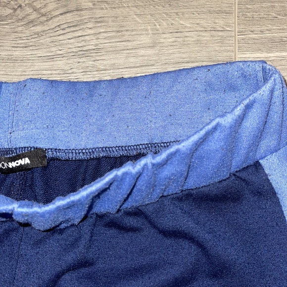 Medium Fashion Nova cropped top & pants set - Picture 6 of 11